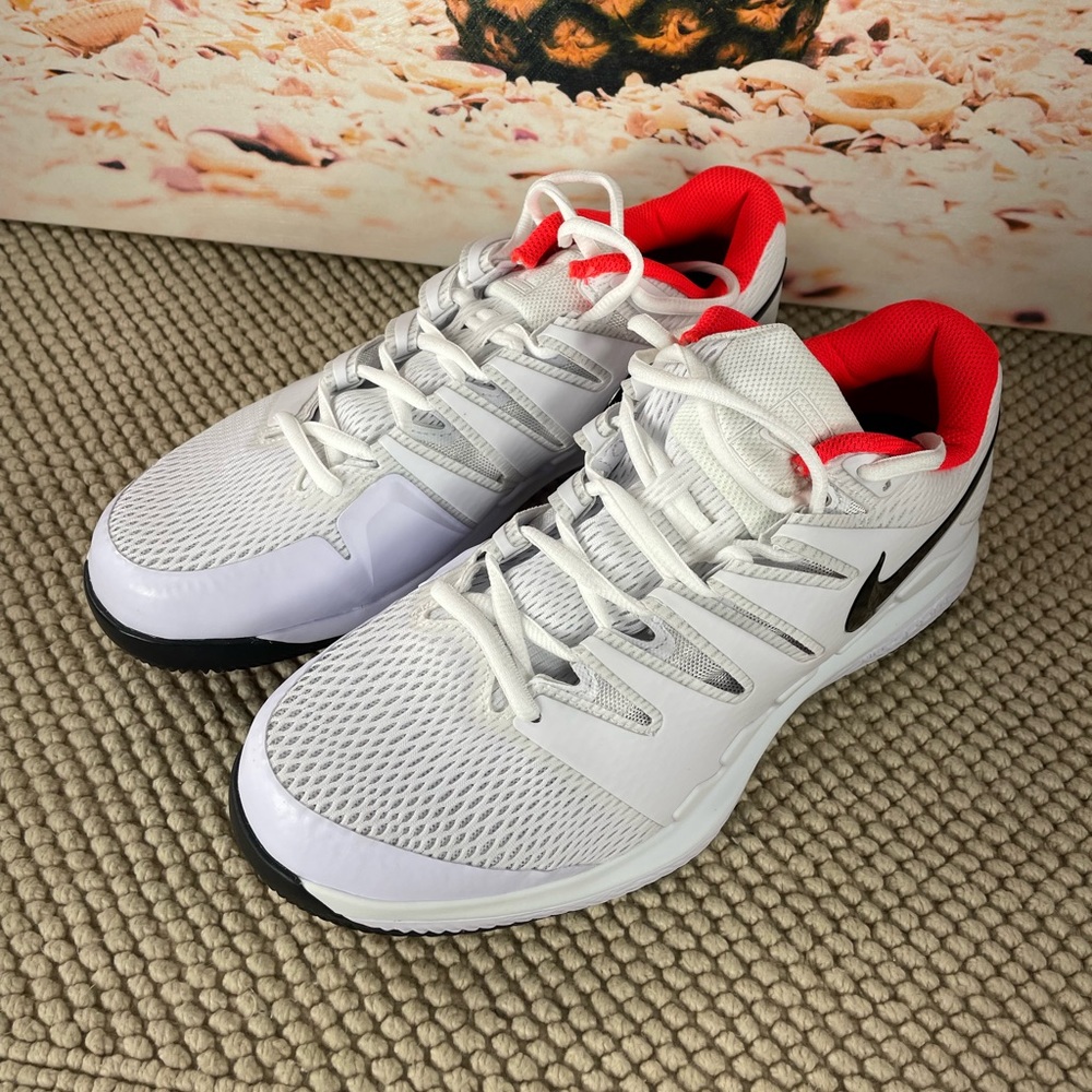 Nike roger Federer tennis shoes